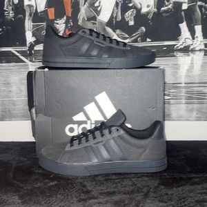 Adidas Low Top Sneakers